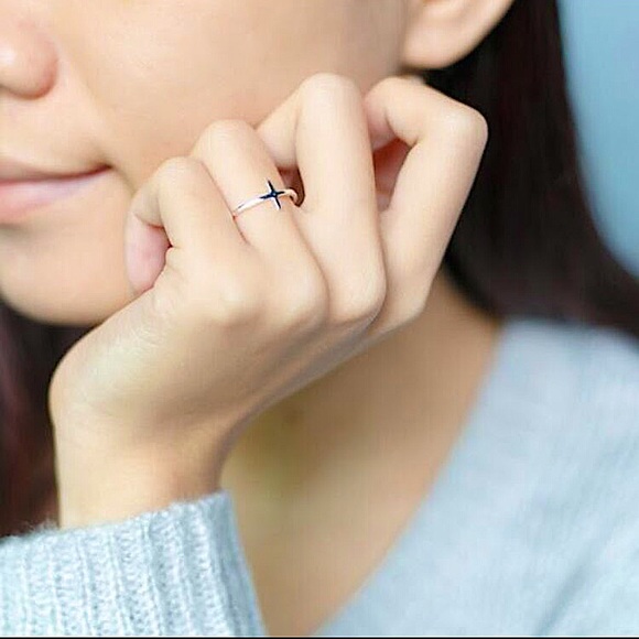 ⚜️[𝟯/$𝟭𝟴]⚜️NEW Silver Cross Simple Adjustable Ring - Picture 3 of 10